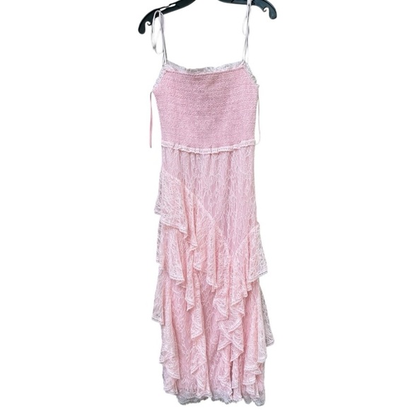 Alice + Olivia Jocelyn Dress in English Rose - Picture 2 of 6